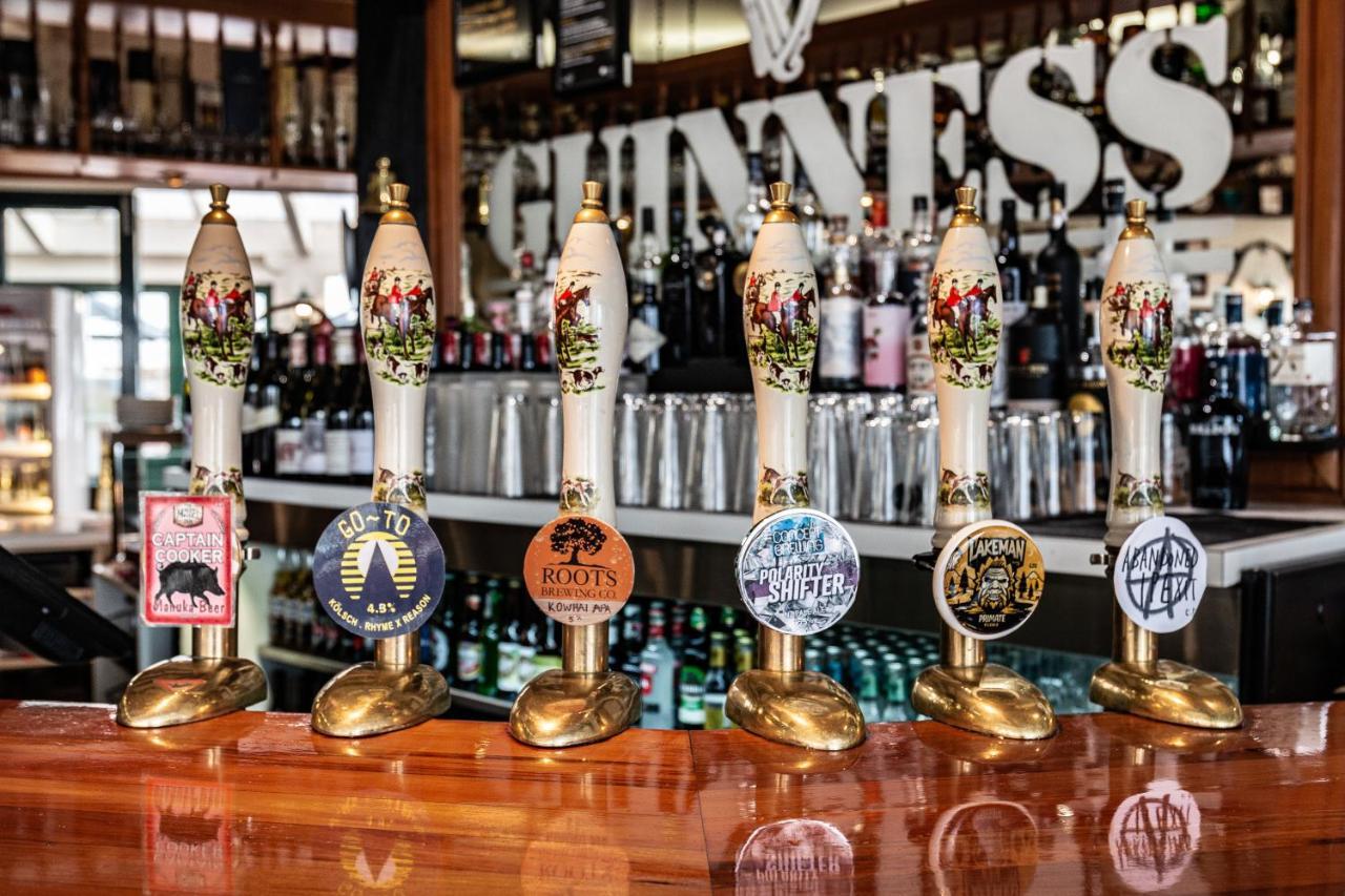 Rutland Arms Inn วังกานุย ภายนอก รูปภาพ