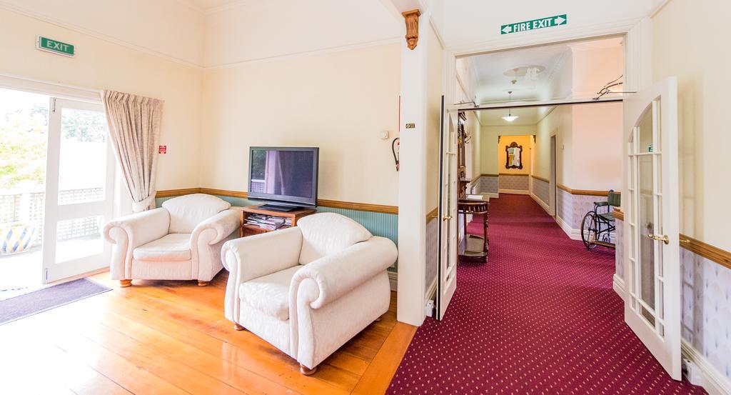 Rutland Arms Inn วังกานุย ภายนอก รูปภาพ